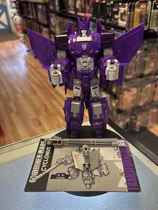 Cyclonus (Transformers Combiner Wars, Hasbro) **komplett** - Bild 1 von 14