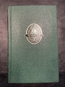 Funk & Wagnalls Standard Reference Encyclopedia 1977 Yearbook - Events of 1976 - Bild 1 von 9