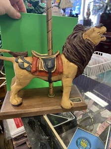 Pj’s Carousel Collectibles Lion Gemwood Statue 11” Long 8” Tall Statue Figure - Picture 1 of 18