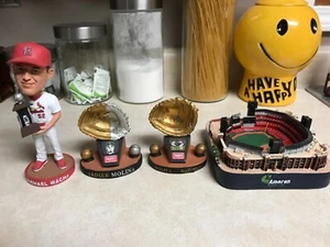 BUSCH STADIUM SGA CARDINALS + molina + wainwright + wacha + glove + Freese+MORE - Picture 1 of 8