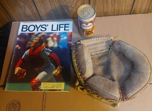 Johnny Bench vintage memorabilia lot Boys Life 1971 Rawlings Glove Hudepohl Beer - Picture 1 of 16