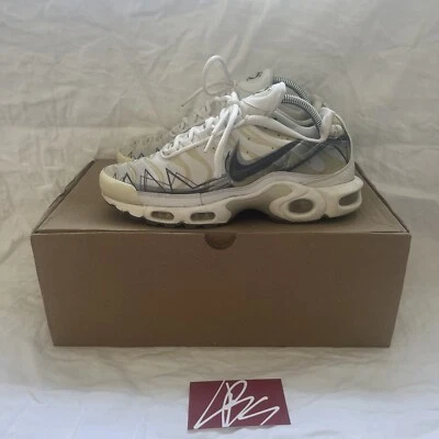 Nike Air Max Plus 1 TN « La Requin »🦈US 7.5/ UK 6.5/ EU 40.5/ CM 25.5 - Photo 1/4