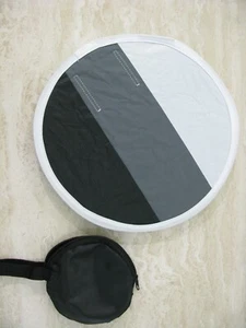 Round Universal Flash Diffuser - 12" with black/grey card - Picture 1 of 4
