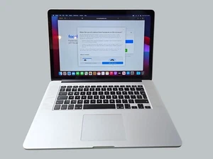 MacBook Pro (Retina, 15.4-inch, Late 2013) 2 GHz Quad-Core - i7 8GB RAM 256SSD - Picture 1 of 11
