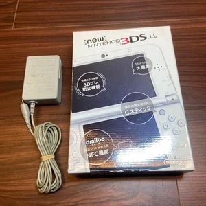 New3DSLL blanco perla 3575 de Japón - Imagen 1 de 20