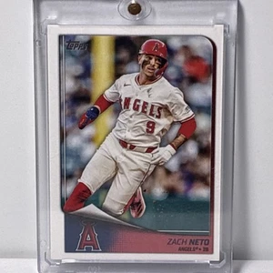 2025 Topps Flagship Collection Costco Box Zach Neto 60pt Esclusivo #31 Angeli - Foto 1 di 2