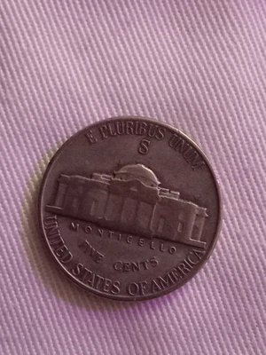 1942 s jefferson silver nickels - Image 1 of 2