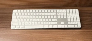 Apple Magic Keyboard 2 with Touch ID and Numeric Keypad White A2520 - Picture 1 of 3