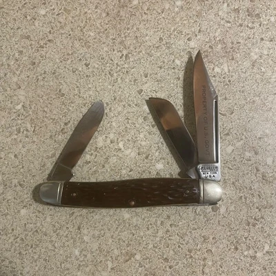 1960s-70s Camillus New York USA  Stockman Property of U.S. GOVT Pocket Knife  - Image 1 of 4