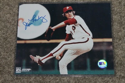JIM LONBORG AUTOGRAPHED PHILLIES 8X10 PHOTO POSE 2 - Image 1 of 2