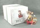 2005 Charming Tails REACHING FOR A MEMORY figurine 97/115 membre exclusive LIRE