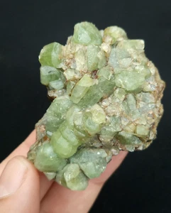 Peridot aus Spat Kohistan kpk Pakistan. - Bild 1 von 6