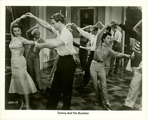 Foto vintage 8x10 Tammy and the Bachelor 1957 Debbie Reynolds Leslie Nielsen - Foto 1 di 2