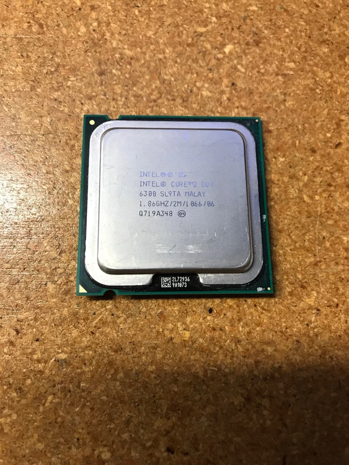INTEL Pentium Core 2 Duo E6300 SL9TA 1,86GHz/2MB/1066MHz - Image 1 of 1