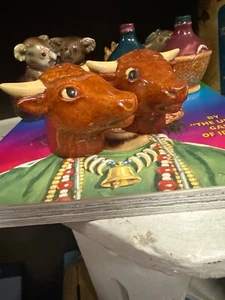 Rosemade Pottery red southern cows or bulls salt and pepper shakers - Picture 1 of 13