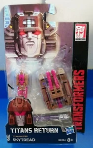 TRANSFORMERS TITAN RETURN SKYTREAD - Picture 1 of 1