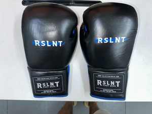 Guantoni da boxe RSLNT - 10 once - Foto 1 di 2