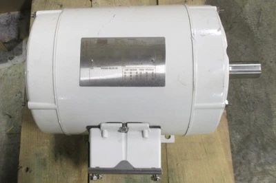 Lincoln LM20679BC Wet Link Wash-Thru 5 HP Motor 3 Ph, 184T Frame, 1745 RPM New - Image 1 of 4