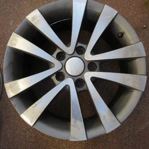 Llanta de aluminio 7JX16 5X112 ET45 VOLKSWAGEN GOLF MK6 2008-2012 usado (79433) - Imagen 1 de 5