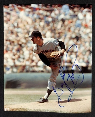 Gaylord Perry - San Francisco Giants - Signed - Autograph 8x10 Photo JSA COA/LOA - Image 1 of 2