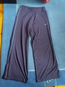sporthose jogginghose Nike Gr M/L (xl steht drin, fällt aber kleiner aus) ausges - Bild 1 von 2