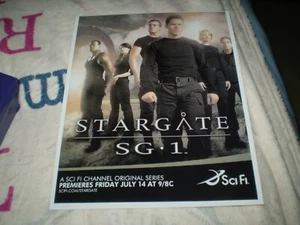 Stargate SG1-Ben Browder-Tapping-etc 8x10 color photo - Picture 1 of 1
