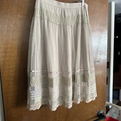 Apt 9 Women’s Beige Lace Skirt Lined Elastic Waist Knee Length Size Med Whims - Image 1 of 4