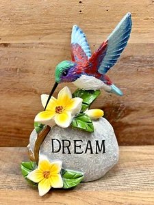 Hummingbird "Dream" Resin Figurine 6" x 4" - Picture 1 of 5