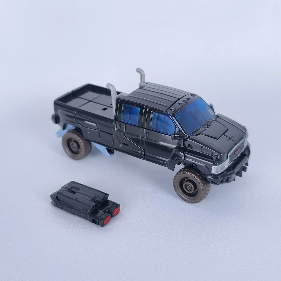 Transformers Ironhide Completo HFTD Deluxe Class Hunt for the Decepticons Foto 1 de 4