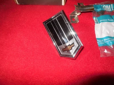 Новая из старых запасов 1979 Chevrolet Camaro Z28 передняя решетка с эмблемой 14008892 GM Rally sport - Изображение 1 из 4