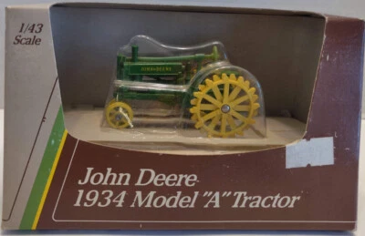 John Deere 1934 Model A Tractor 1/43 Scale - Image 1 of 4