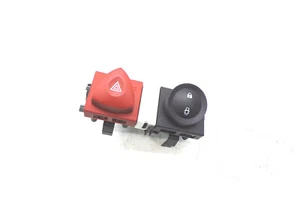 Renault Megane II Warnblinkschalter Türverriegelung 8200095493 8200109723  - Bild 1 von 3