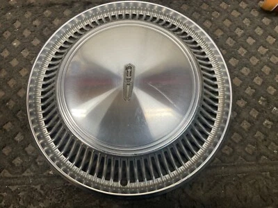 Tapa Oldsmobile Toronado (4050) 0393325400552694 15 pulgadas Foto 1 de 4