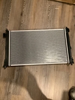 Radiador de aluminio AFT C28L 13492 TL Toyota Corolla 2020-2022 Foto 1 de 4