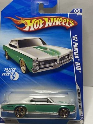 Pontiac GTO Hot Wheels Faster Than Ever '10 '67 verde blanco Foto 1 de 4