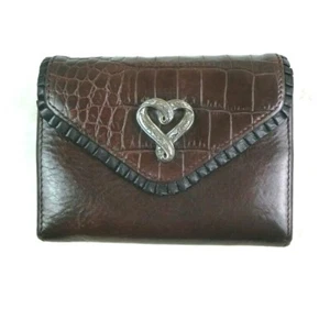 Billetera de Cuero Brighton Marrón Cocodrilo Gator Reptile Negro Borde Volante Corazón - Imagen 1 de 9