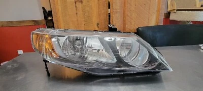 Faro halógeno lado derecho certificado Honda Civic 06-08 sedán Foto 1 de 4