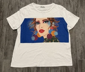 ZARA Woman Glitzer Gesicht Ohrringe Boxy Tee Shirt Medium Pop Art Mode Grafik - Bild 1 von 6