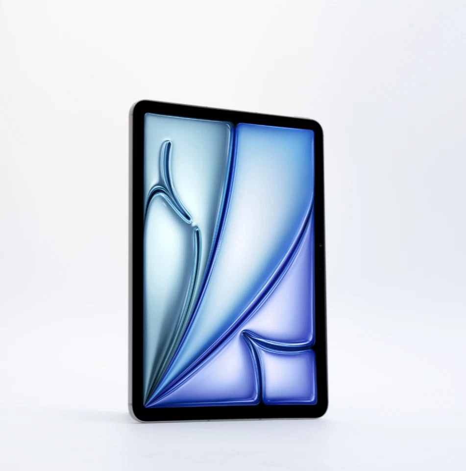 Apple iPad Air M2 @ 3.49GHz 11 Inch 8GB RAM 128GB Storage 98% Battery Health - Image 1 of 4