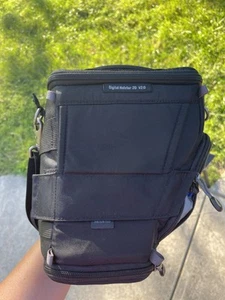 Think Tank Digital Holster 20 V2.0 Black Expandable Camera Bag With Rain Fly - Picture 1 of 7