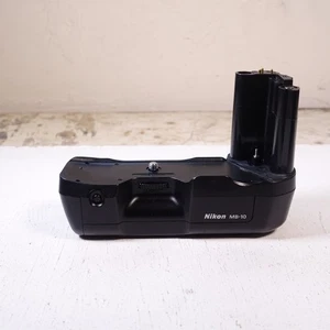 Nikon MB-10 Multi Powered Vertical Grip For N90, N90S &F90X SLR cameras VGC - Picture 1 of 4