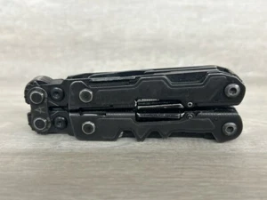 SOG PowerAccess Deluxe Hand Multi Tool Black (PO1019869) - Picture 1 of 8