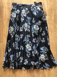 M&S crinkle skirt size 10 - Picture 1 of 2