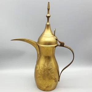 Contenitrice da caffè vintage ottone Dallah ornamento arabo islamico floreale alta 13,75 - Foto 1 di 12