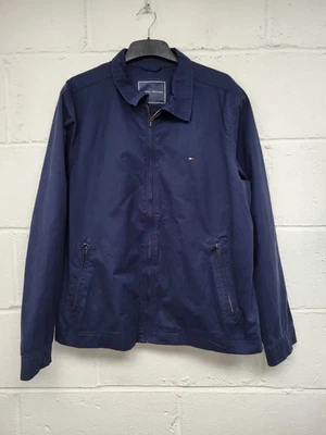 Chaqueta Tommy Hilfiger de algodón azul marino con cremallera. Hombre Talla Grande. PWB Foto 1 de 4