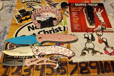 1 Para Los Amantes ROSA 💗 3 Cuchillos, Pulsera, Cortapelos. lote #1 ¡LOTE GENIAL! Foto 1 de 4