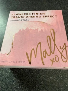 Mally Flawless Finish Transforming Effect Foundation - Tan - 11,9 g - Bild 1 von 3