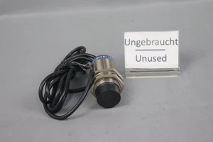 Telemecanique XS2M30MA230 Proximity Sensor 24....240V Unused - Picture 1 of 6