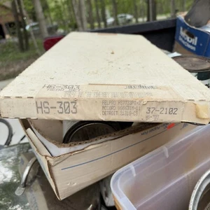 New Set of 2 Fel Pro Performance Hs-303 Gaskets Chevy 55-80, 265/283/307/327/ - Picture 1 of 3