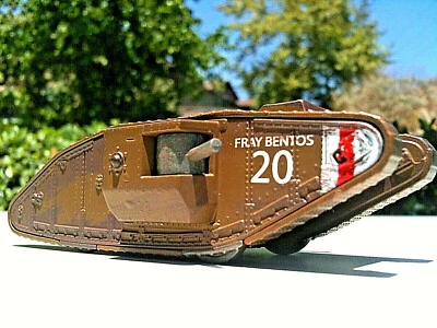 Corgi Mark IV Male Tank WW I Famous "FRAY BENTOS" Showcase 1:76 scale NO BOX - Image 1 of 4